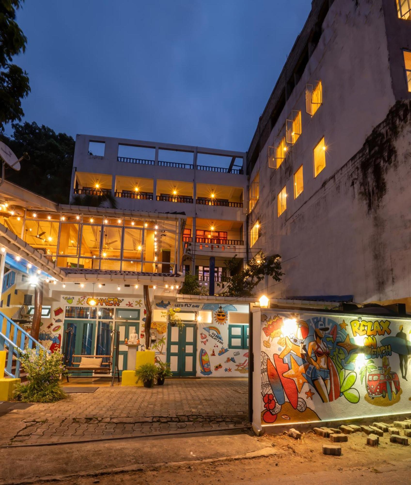 Hotel Aaradhya Mirissa Exterior foto